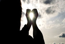 Tiêu đề: B52 – Ly Cổ Tinh của Rượu Mùi Ba Tầng Đầy Lửa